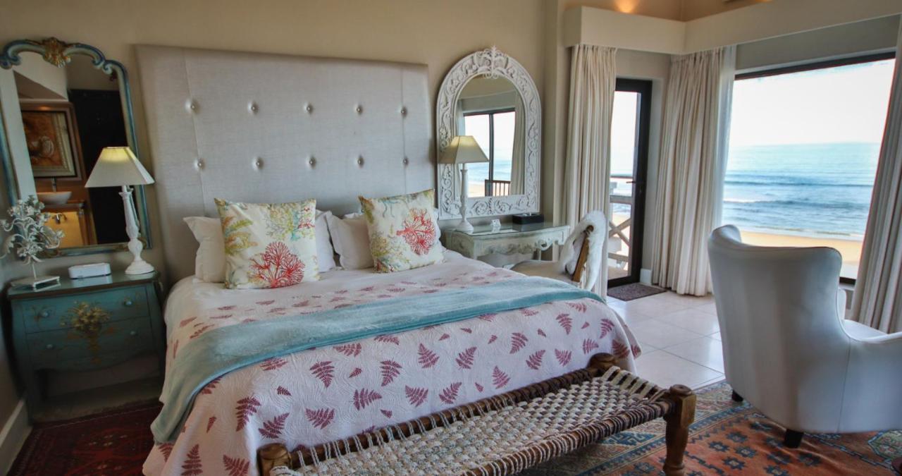 On The Beach Guesthouse Jeffreys Bay Exterior photo