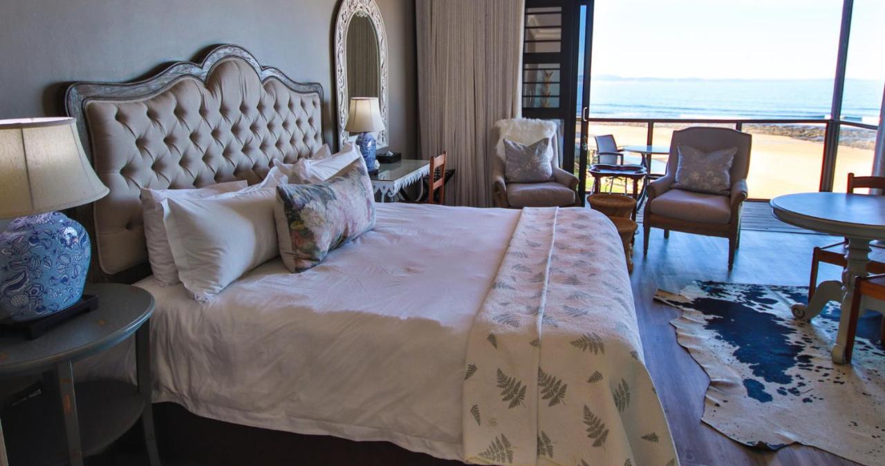 On The Beach Guesthouse Jeffreys Bay Exterior photo
