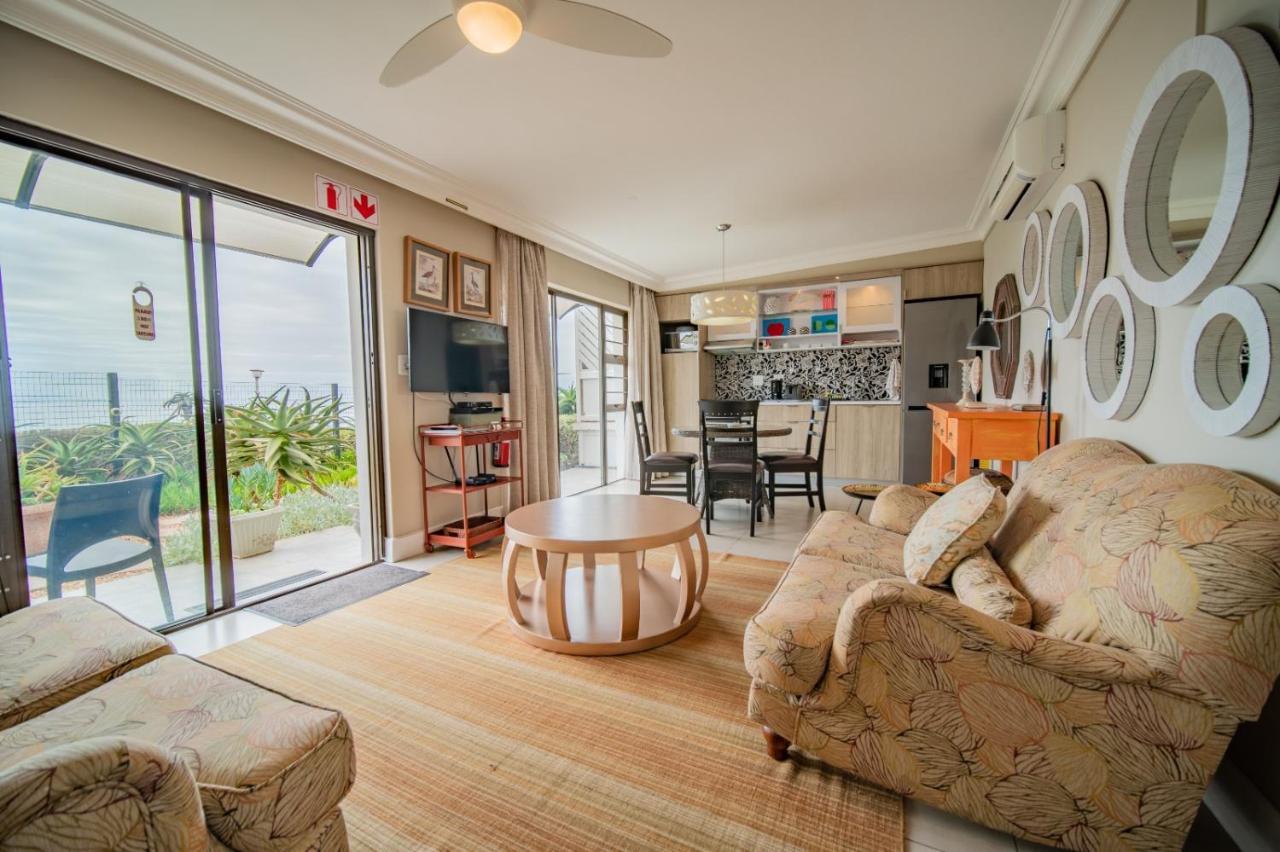 On The Beach Guesthouse Jeffreys Bay Exterior photo